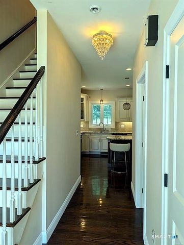 79 High Ledge Circle, Manchester, CT 06040