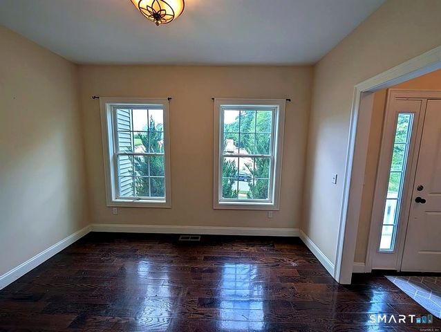 79 High Ledge Circle, Manchester, CT 06040