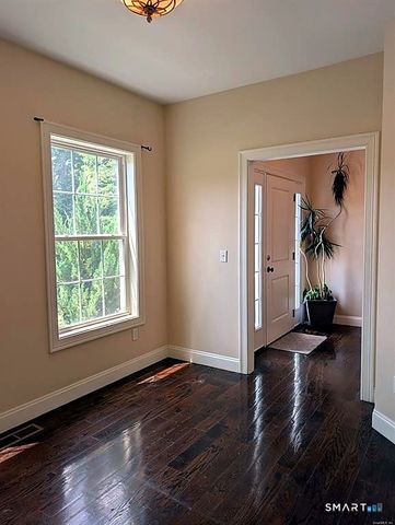 79 High Ledge Circle, Manchester, CT 06040