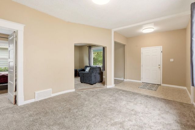 221 W Carlisle St, Spokane, WA 99205