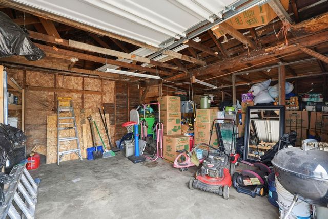 221 W Carlisle St, Spokane, WA 99205