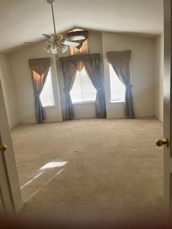 Image 18 of property listing at 8002 N 5th Street, Fresno, CA 93720