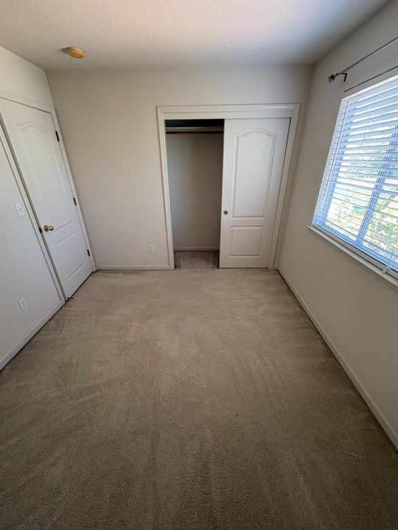 Image 32 of property listing at 8002 N 5th Street, Fresno, CA 93720