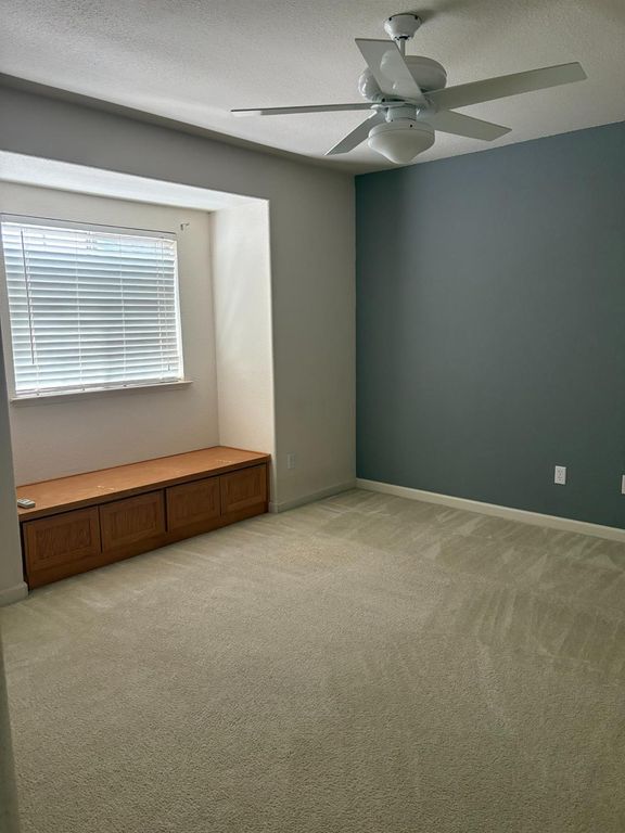 Image 33 of property listing at 8002 N 5th Street, Fresno, CA 93720