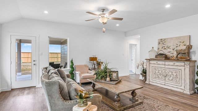 3001 Pasture Lane, League City, TX 77573