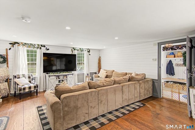 1640 Little Meadow Road, Guilford, CT 06437