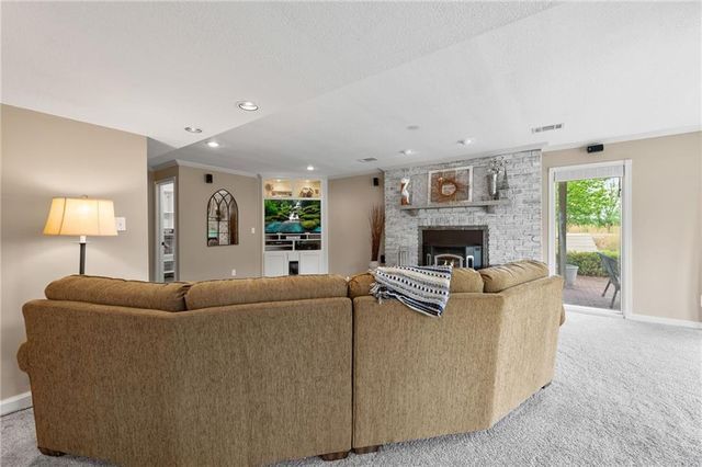 15870 N Amity Street, Platte City, MO 64079