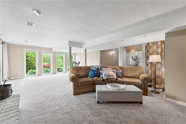 15870 N Amity Street, Platte City, MO 64079
