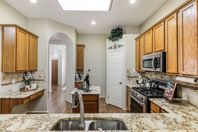 8217 Alderwood Place, Plano, TX 75025