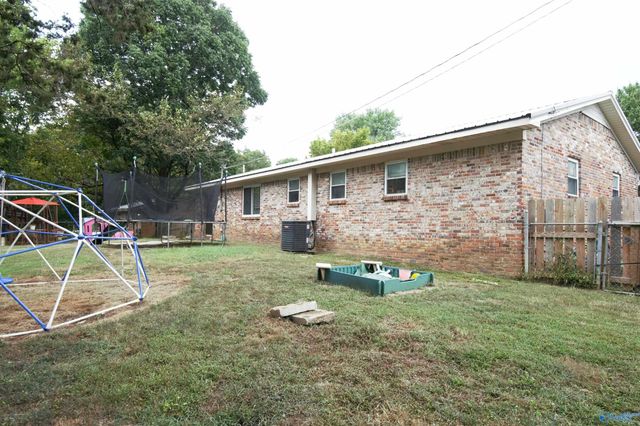 89 Bearden Drive, Grant, AL 35747