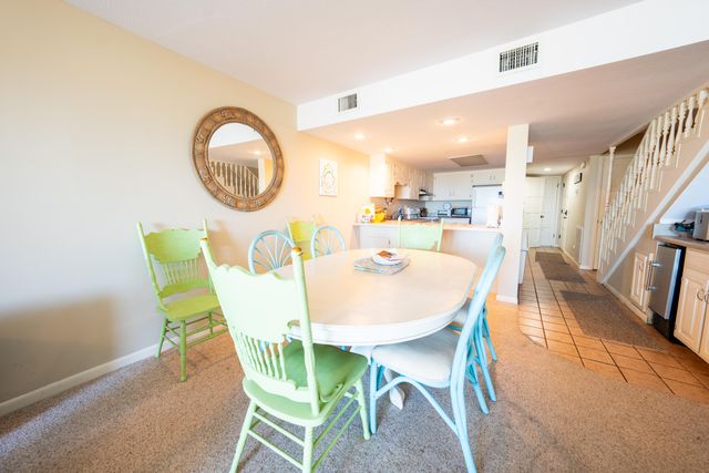 9614 Beach Boulevard, APT B, Panama City Beach, FL 32408