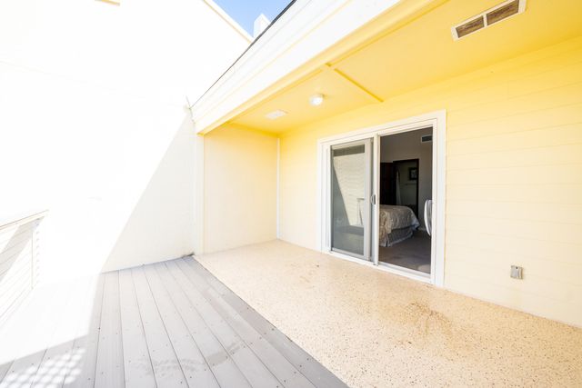 9614 Beach Boulevard, APT B, Panama City Beach, FL 32408