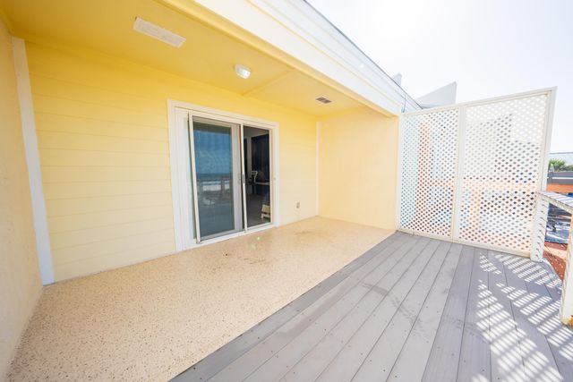 9614 Beach Boulevard, APT B, Panama City Beach, FL 32408
