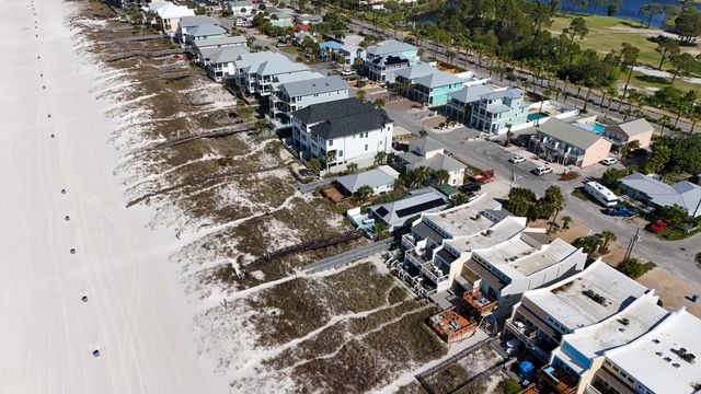 9614 Beach Boulevard, APT B, Panama City Beach, FL 32408