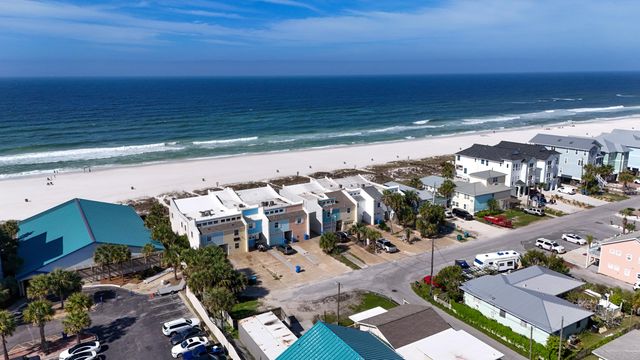 9614 Beach Boulevard, APT B, Panama City Beach, FL 32408