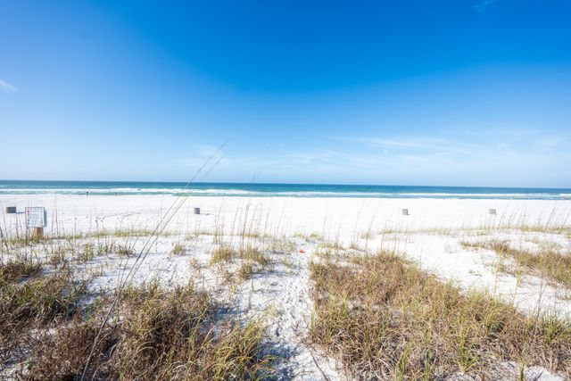 9614 Beach Boulevard, APT B, Panama City Beach, FL 32408