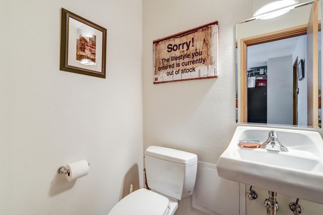 2535 Elfego Place NW, Albuquerque, NM 87107
