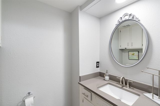 1626 Choteau Circle, Grapevine, TX 76051