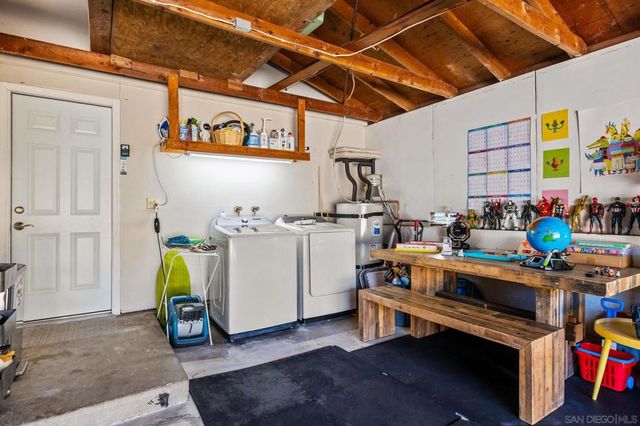 1410 San Bernardino Ave, Spring Valley, CA 91977