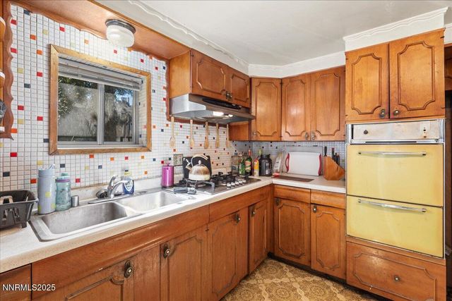 848 Rock Boulevard, Sparks, NV 89431