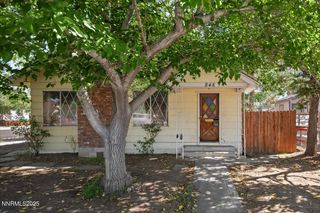 848 Rock Boulevard, Sparks, NV 89431