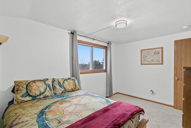 W9477 Parkway Drive, Poynette, WI 53955