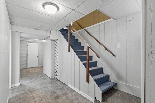 W9477 Parkway Drive, Poynette, WI 53955