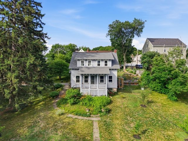 715 River St, Haverhill, MA 01832