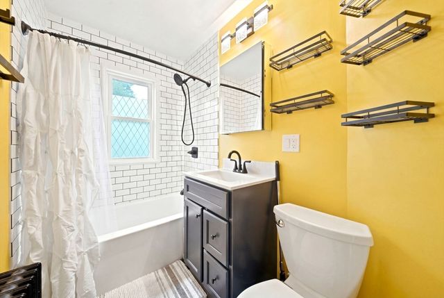 715 River St, Haverhill, MA 01832
