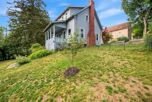 715 River St, Haverhill, MA 01832