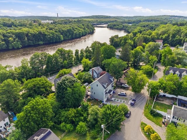 715 River St, Haverhill, MA 01832
