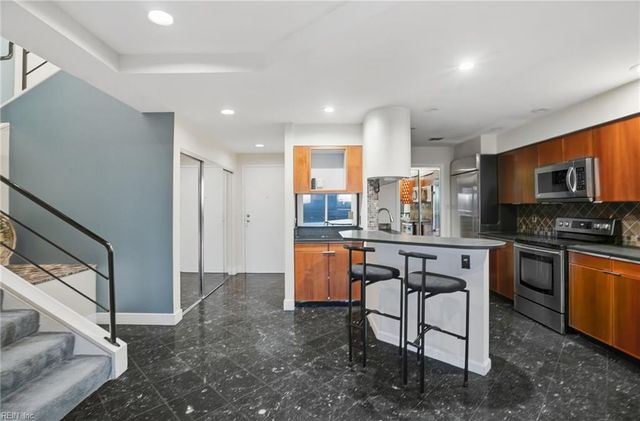 40 Rader St Apt 505, Norfolk, VA 23510