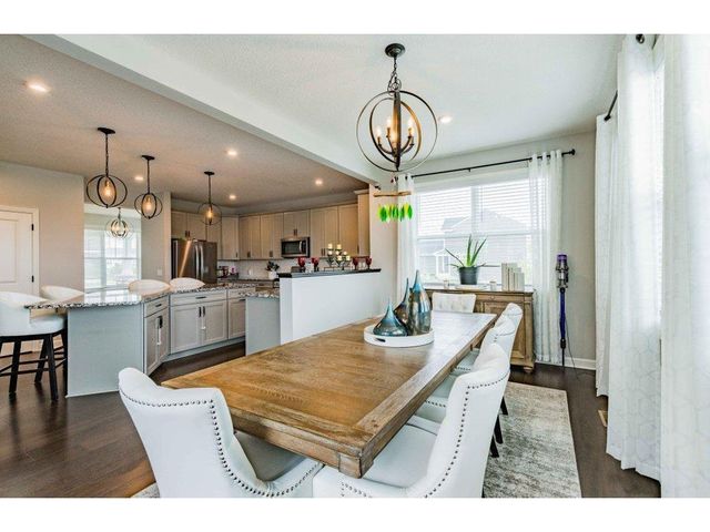 18468 70th Avenue N, Maple Grove, MN 55311