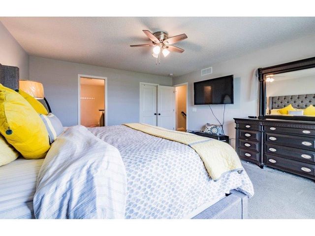 18468 70th Avenue N, Maple Grove, MN 55311