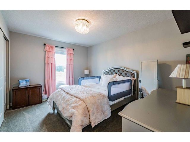 18468 70th Avenue N, Maple Grove, MN 55311