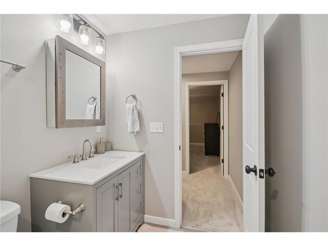 18468 70th Avenue N, Maple Grove, MN 55311