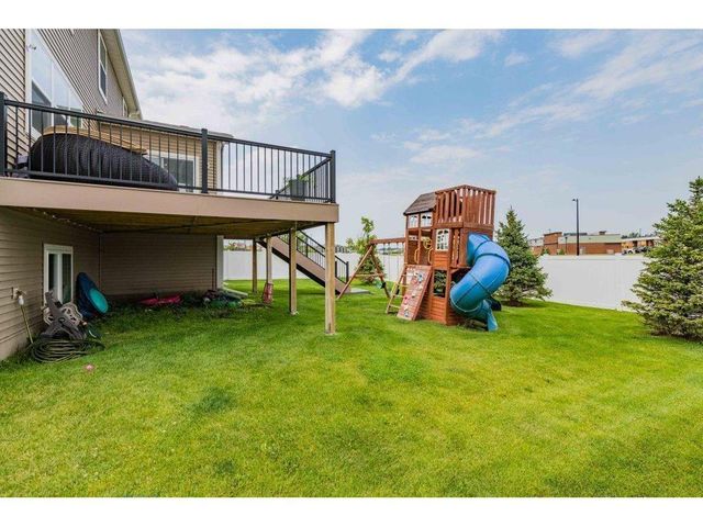 18468 70th Avenue N, Maple Grove, MN 55311