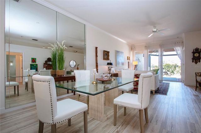 9448 FOREST HILLS CIRCLE, Sarasota, FL 34238