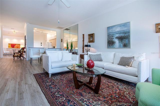 9448 FOREST HILLS CIRCLE, Sarasota, FL 34238