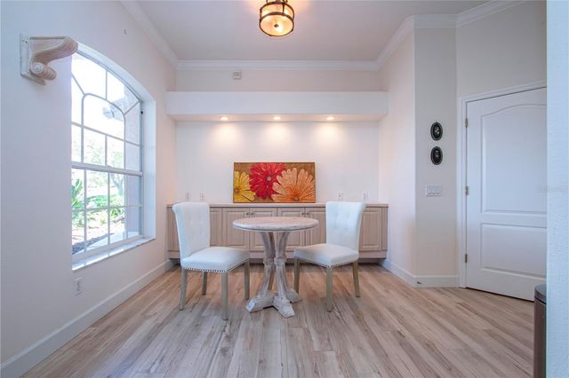 9448 FOREST HILLS CIRCLE, Sarasota, FL 34238