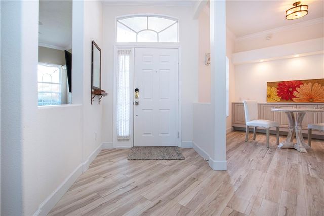 9448 FOREST HILLS CIRCLE, Sarasota, FL 34238