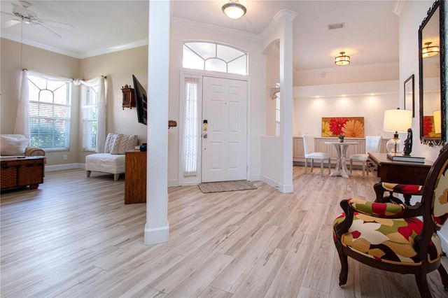 9448 FOREST HILLS CIRCLE, Sarasota, FL 34238