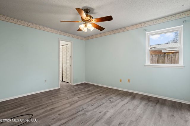 2704 English Drive, Ocean Springs, MS 39564