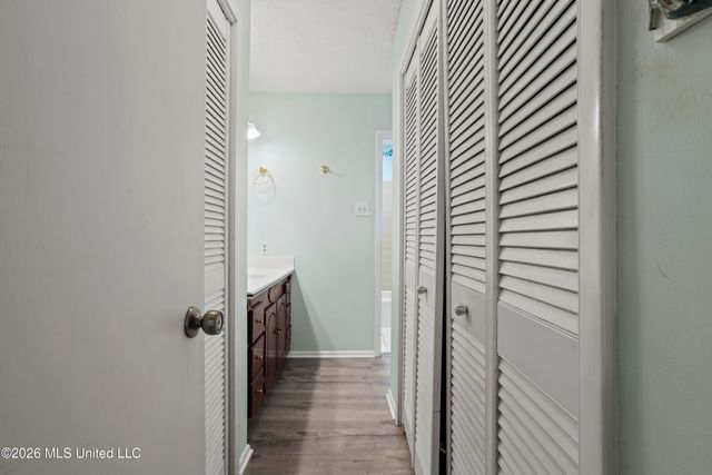 2704 English Drive, Ocean Springs, MS 39564