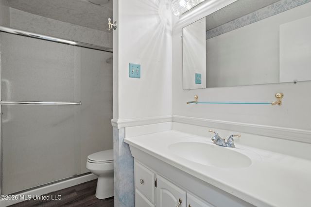 2704 English Drive, Ocean Springs, MS 39564