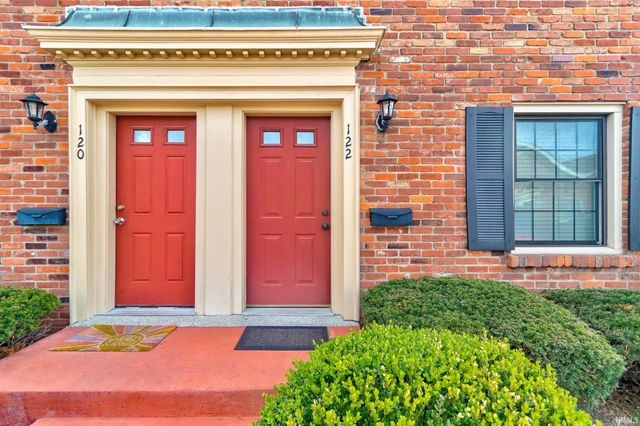 122 Hampton Drive, Evansville, IN 47715