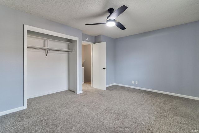 122 Hampton Drive, Evansville, IN 47715