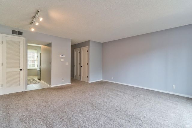 122 Hampton Drive, Evansville, IN 47715