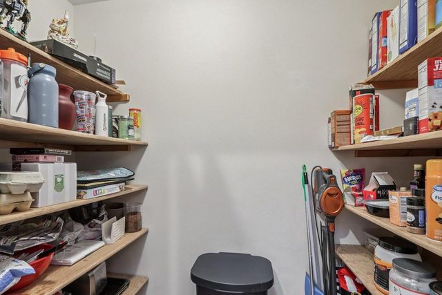 279 Kearney Way, Waunakee, WI 53597