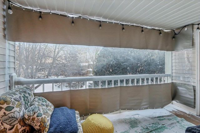 279 Kearney Way, Waunakee, WI 53597